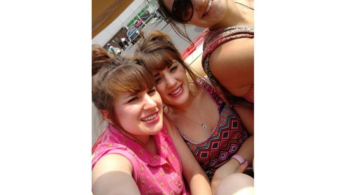 Melissa y Georgia, turistas inglesas que fueron atacadas por cocodrilos en Oaxaca