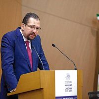 Vargas, "insostenible" como presidente del TEPJF