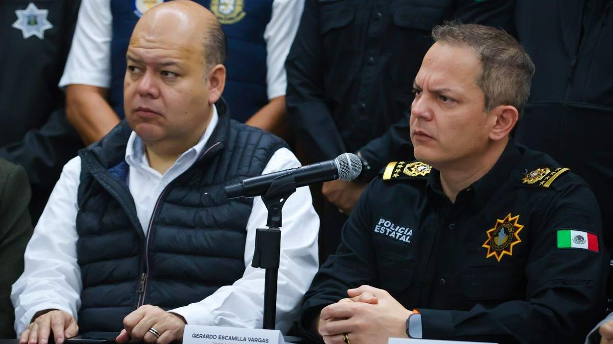 Gerardo Escamilla, secretario de Seguridad de Nuevo León (de uniforme).