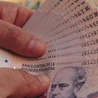Este billete de $100 tiene un error de impresión único: mirá por qué puede valer una fortuna