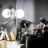 Maquillaje en tonos tierra: los 5 estilos que te van a hacer lucir más joven y natural después de los 40