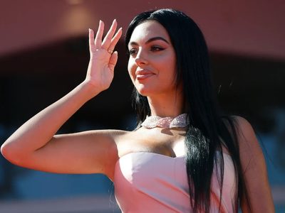 Georgina Rodríguez deslumbra una vez más con un accesorio de moda al alcance de muy pocos