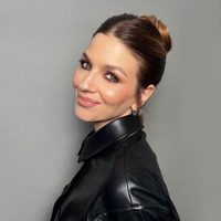 Estos son los 3 outfits básicos de Marcela Kloosterboer para pasar el otoño con prendas que tenemos todos