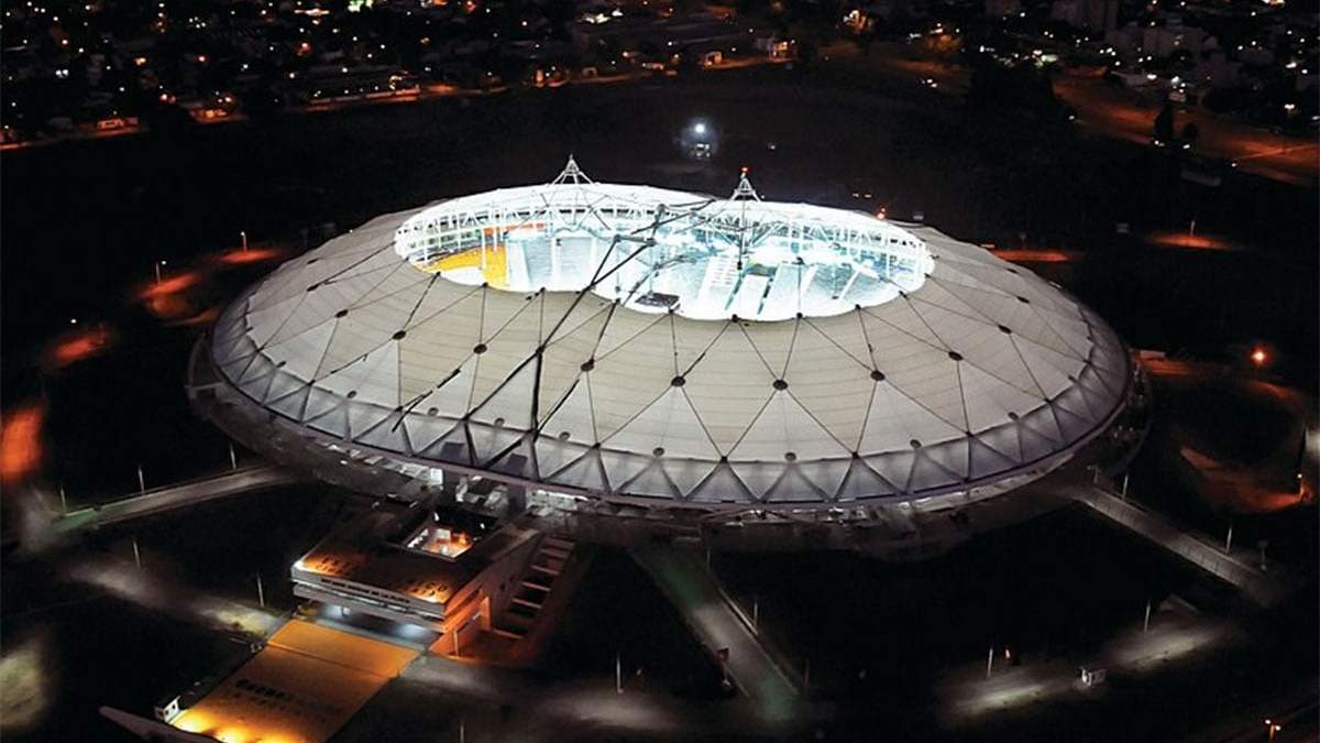 El estadio de La Plata que le costó una fortuna a los platenses en diferentes etapas y "techos", ahora se llamará Diego Maradona.