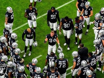 Carl Nassib, primer jugador en activo de la NFL en declararse gay
