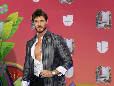 El modelo y cantante argentino Fede Dorcaz fue asesinado en México