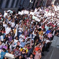 Justicia, exigen padres de estudiantes colombianos asesinados en Puebla