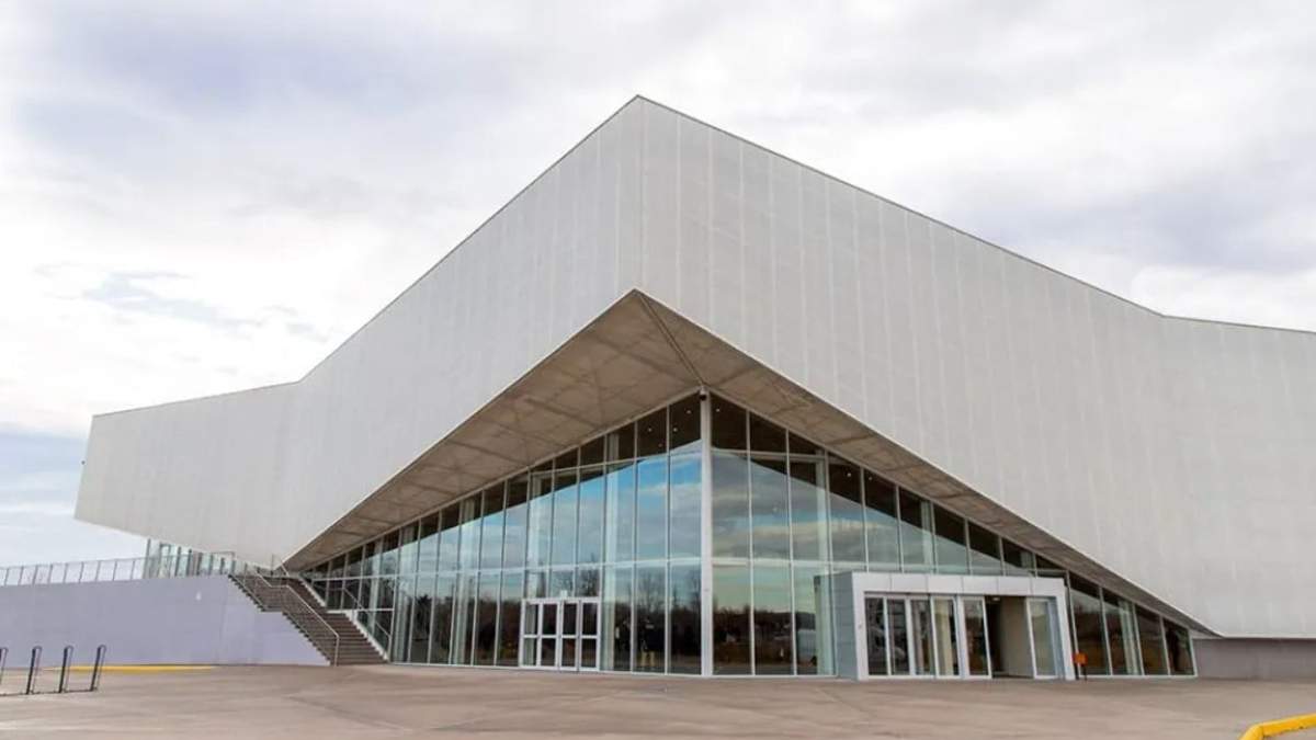 El Centro de Convenciones y Exposiciones Domuyo, de la ciudad de Neuquén. Fuente: (Gobierno de Neuquén)