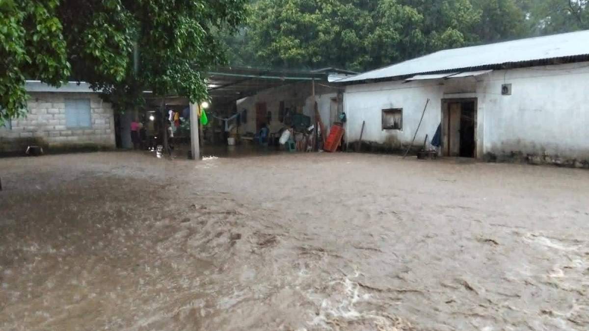 Frente frío 19 deja severas afectaciones en Chiapas y la muerte de una menor de edad