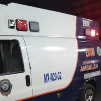 Acuchilla a dos policías que intentaban detenerlo por orinar en Metro Taxqueña