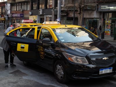 Aumentan los taxis en CABA: a partir de cuándo será y en cuánto quedará la tarifa