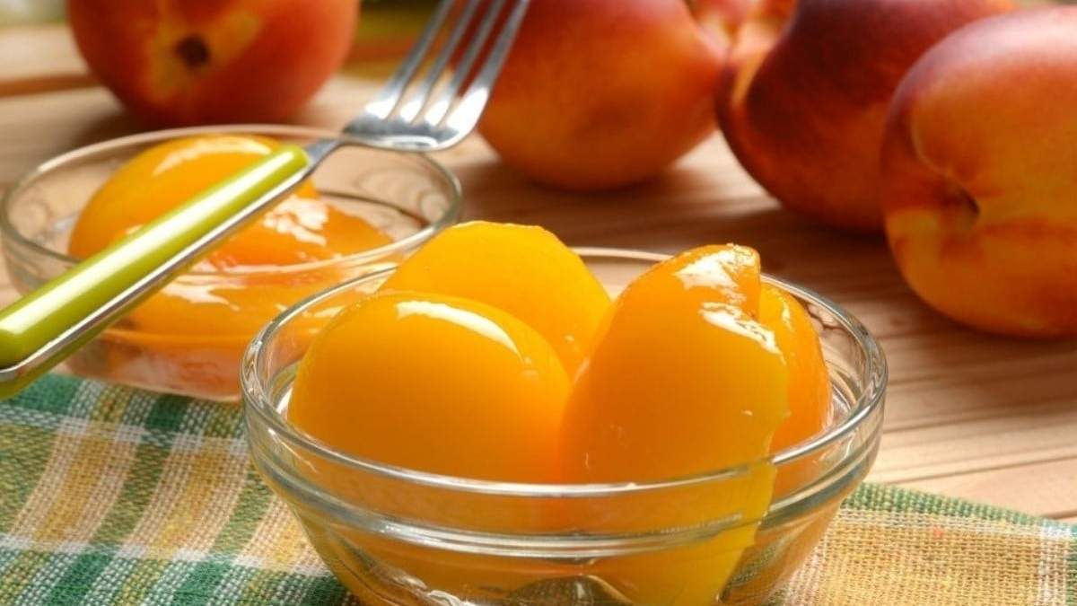 Cómo hacer un postre helado de duraznos y dulce de leche. Fuente: (X)