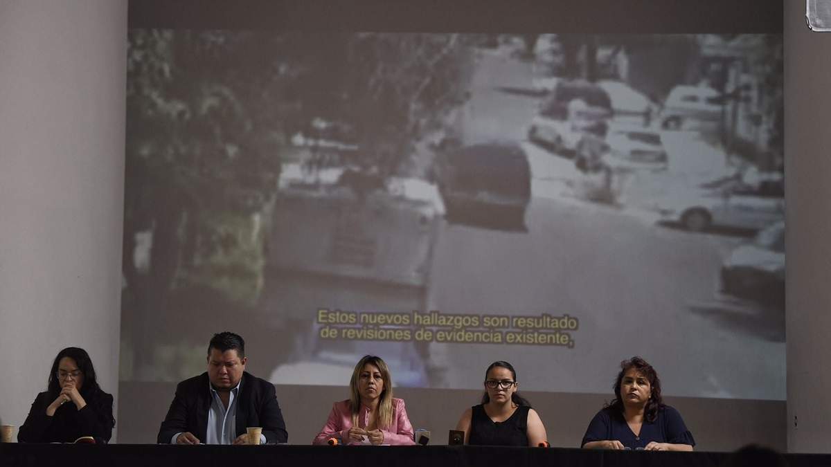 Familiares de las víctimas del Caso Narvarte presentaron indicios que habían sido ignorados por la Fiscalía