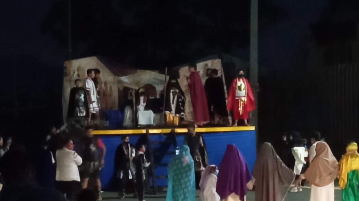 Representación de la pasión de Cristo en Almoloya