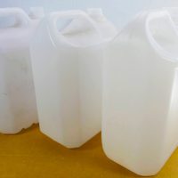 Si tenés este bidón plástico, no lo tires: creá esta coqueta matera, perfecta para llevar a la plaza