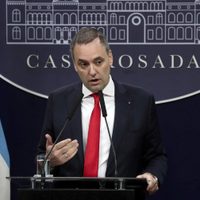 Adorni negó que se vaya a eliminar el monotributo