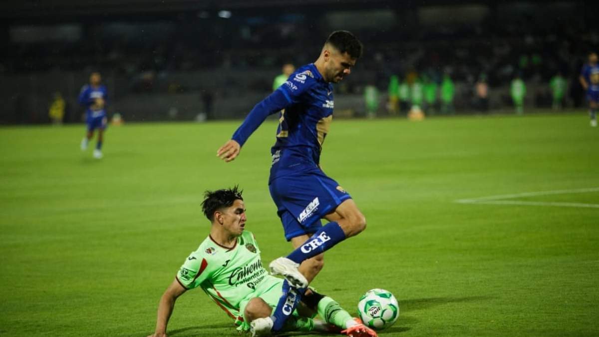 El partido entre Pumas y Ciudad Juárez en el Estadio Olímpico Universitario
