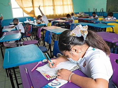 Los nuevos libros de texto gratuitos, otra imposición de la 4T