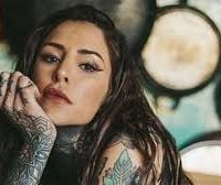Cande Tinelli recibió críticas de sus fanáticos y se desquitó así ¿Escrache público?