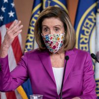 Nancy Pelosi, presidenta de la Cámara de Representantes de EU, da positivo a covid-19