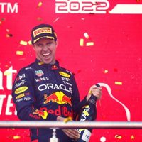 "Checo" Pérez se sube al podio en el Gran Premio de Bakú