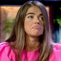 "Cuando me como una pizza me castigo muchísimo": Violeta Mangriñán al borde del vacío