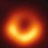 Científicos del mundo presentan primera imagen real de un hoyo negro; la UNAM participa (Video)