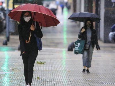 Después de la ola de calor, el Servicio Meteorológico Nacional anunció tormentas en 17 provincias