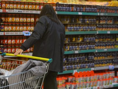 Nuevas medidas: un supermercado de la región le tomará la fiebre a sus clientes