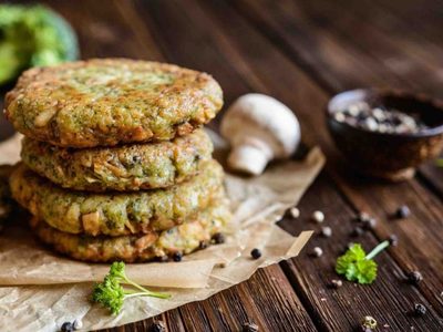 Hacete estas hamburguesas de pollo y brócoli sin harina: ricas, proteicas y listas en 15 minutos