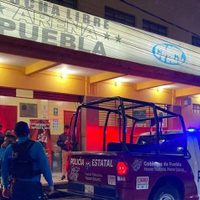 Asaltan la Arena Puebla, en pleno lunes de lucha libre (video)