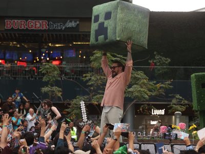 Jack Black y Jason Momoa promueven en México “Una Película de Minecraft”