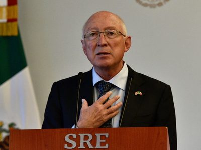 México y Estados Unidos son “socios para siempre”, dice el embajador Ken Salazar tras encuentro con AMLO