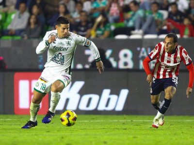 El León de James Rodríguez vence a Chivas y se mantiene en la parte alta del torneo Clausura
