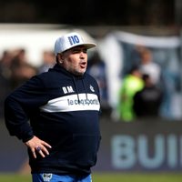 Diego Maradona recibe un inusual regalo del Indio Solari y lo festeja en las redes. ¡Mirá!