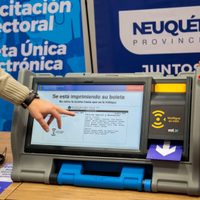 Elecciones municipales: de qué trata el nuevo servicio “Voto Neuquén”