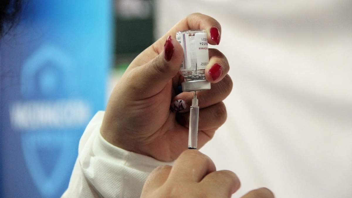 Campaña de vacunación contra el coronavirus en Neuquén. Fuente: (Twitter)