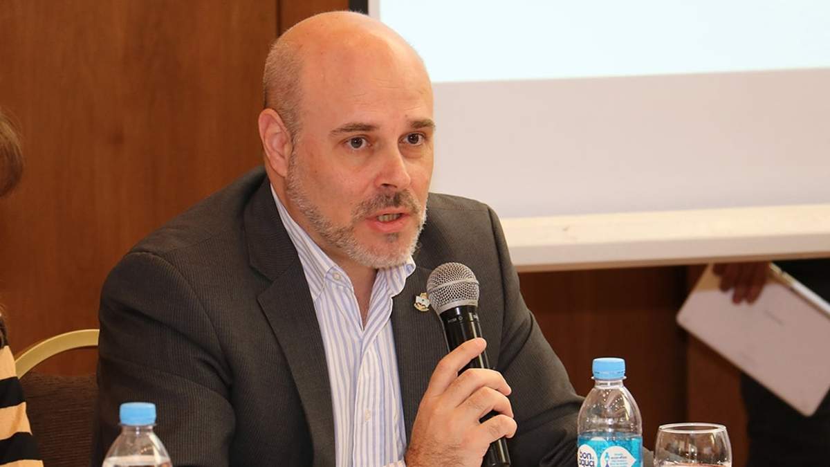 Sebastián Gonzáles repudió lo sucedido en San Martín de los Andes. Fuente: (Twitter)