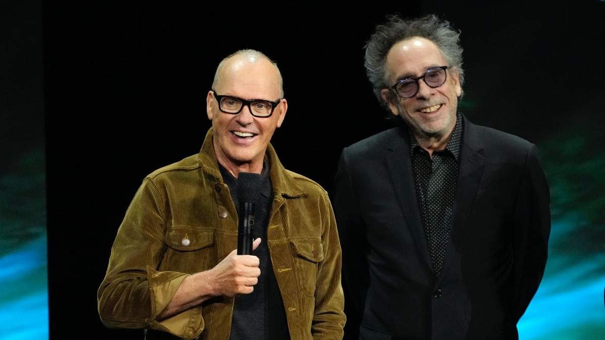 Michael Keaton y Tim Burton. de "Beetlejuice Beetlejuice"