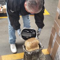 Hallan cuatro kilos de metanfetamina que pretendían enviar por paquetería en Guanajuato
