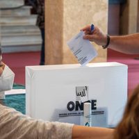 Abren las mesas electorales en Perú: así será el horario escalonado para votar