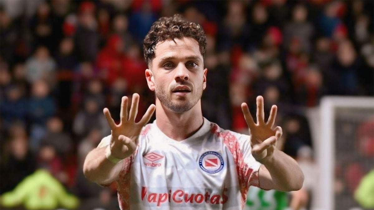 Tomás Molina anotó dos goles para Argentinos Juniors.