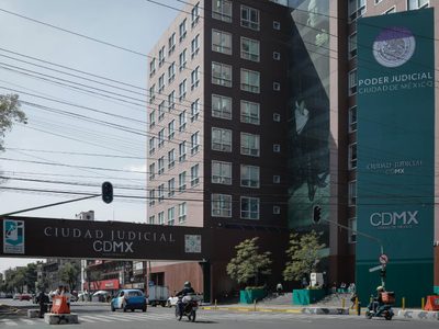 Los tentáculos del nepotismo truncan la renovación del Poder Judicial