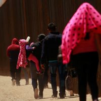EE. UU. empieza a reunir a las familias separadas por la política migratoria de Trump