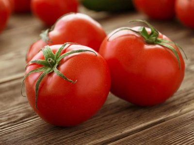 Beneficios del tomate y la movida para preservar la versión criolla