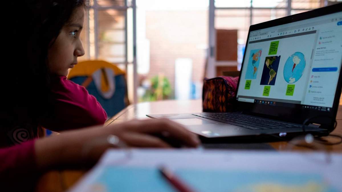 También se pueden elegir artículos escolares. Fuente: (Twitter)