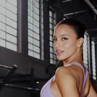 Emilia Mernes se suma al entrenamiento funcional con una rutina que podés copiar en el gym