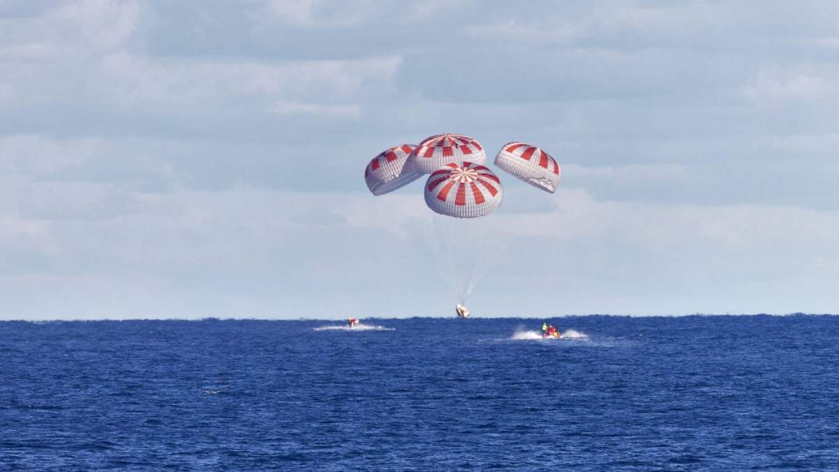 El amerizaje tuvo lugar en las aguas del Golfo de México. Fuente: (Twitter)