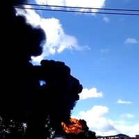 Explotan pipas con diésel en un predio de Tultepec (Videos)