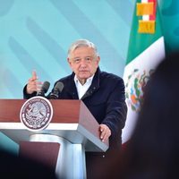 ¿Era plan con maña o no pudo por intereses creados?: cuestiona AMLO a Norma Piña por fideicomisos